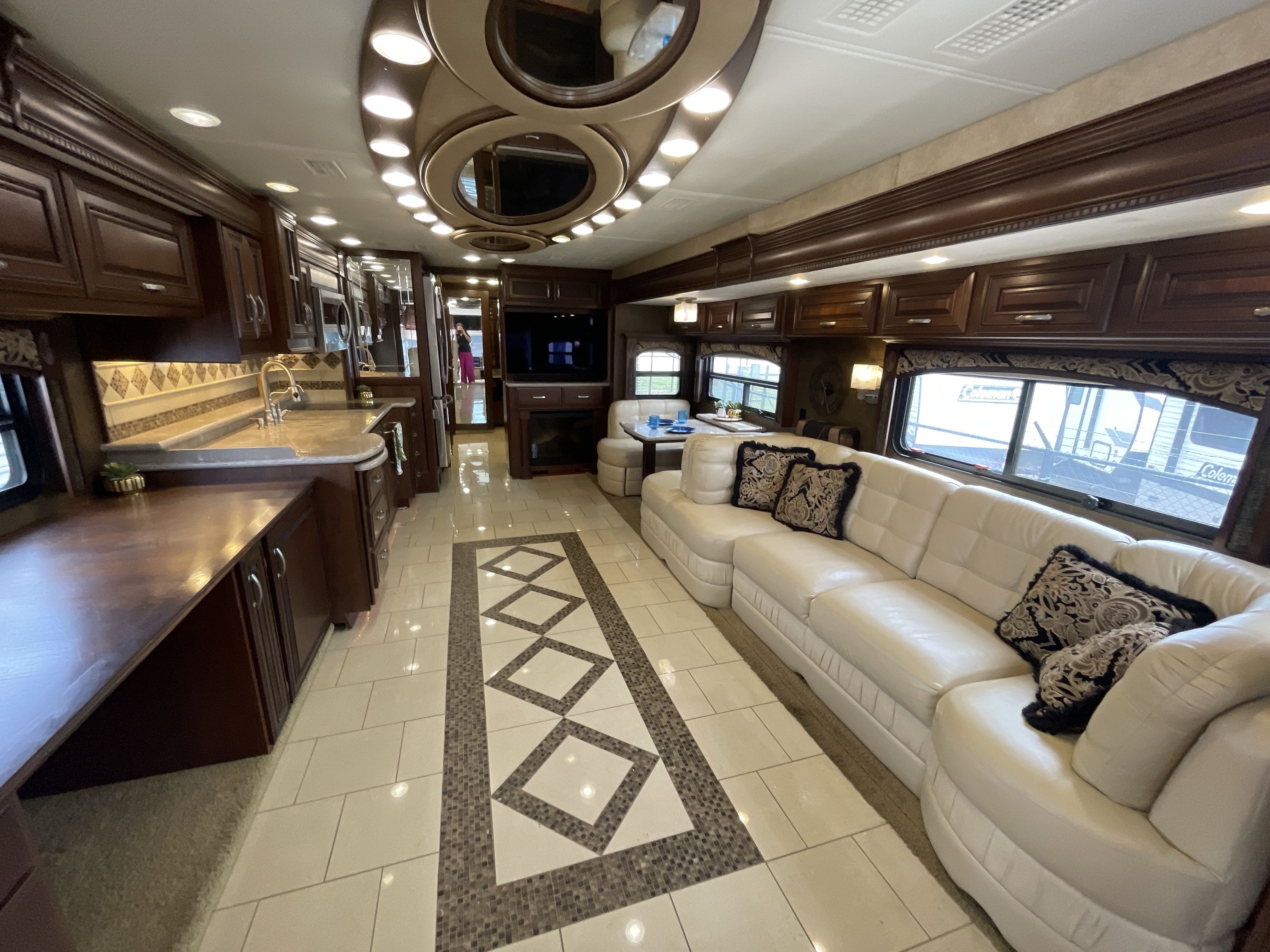 2014 Entegra Coach ANTHEM 44SL in denton TX