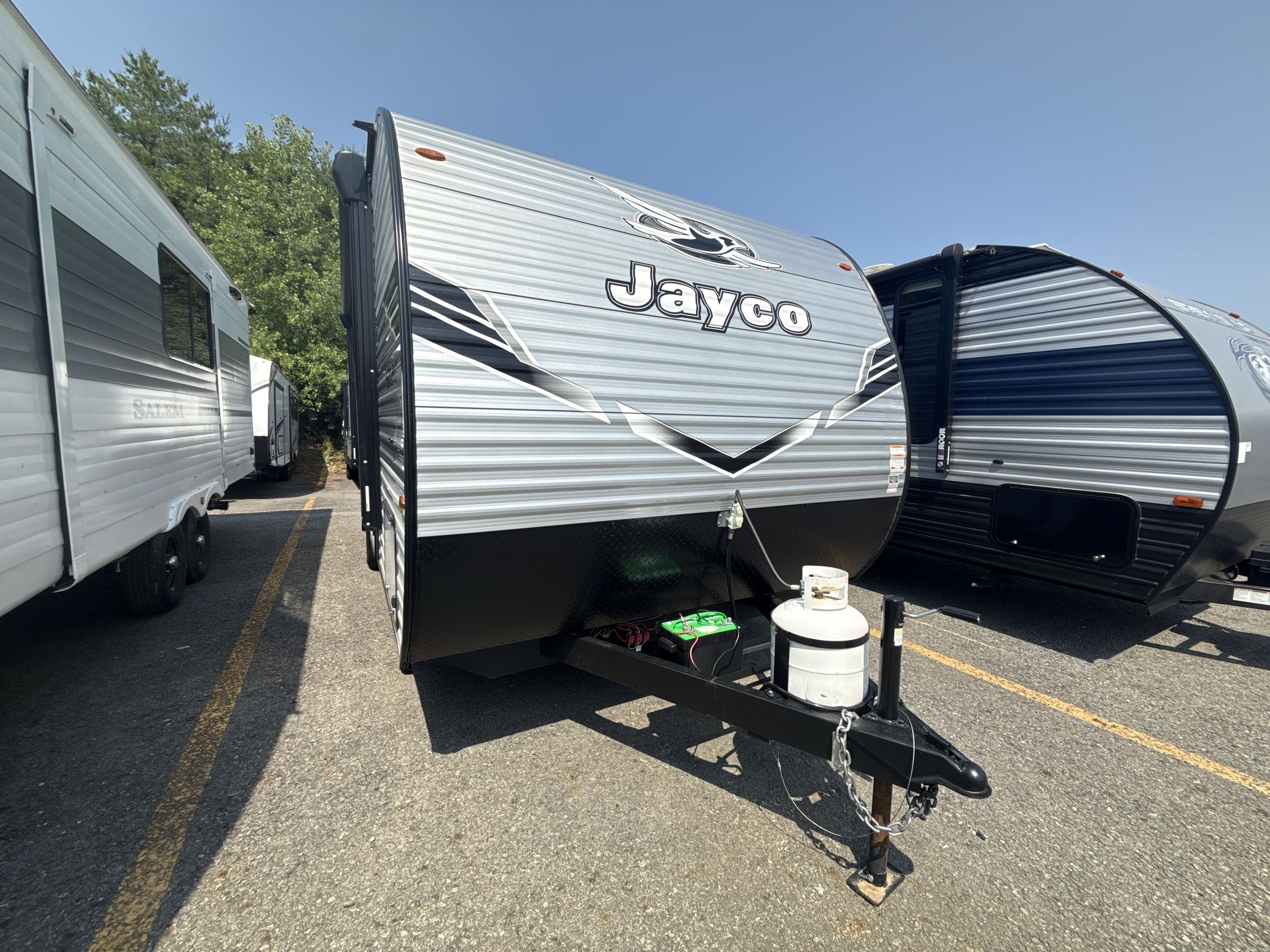 2025 Jayco JAY FLIGHT SLX 197MB in uxbridge MA
