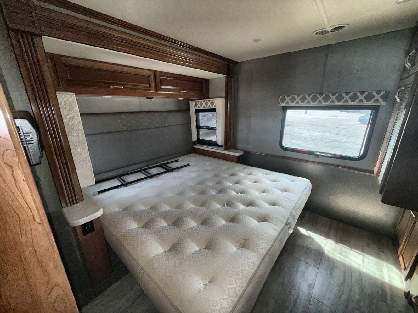 A photo of this 2018 Fleetwood STORM 32A