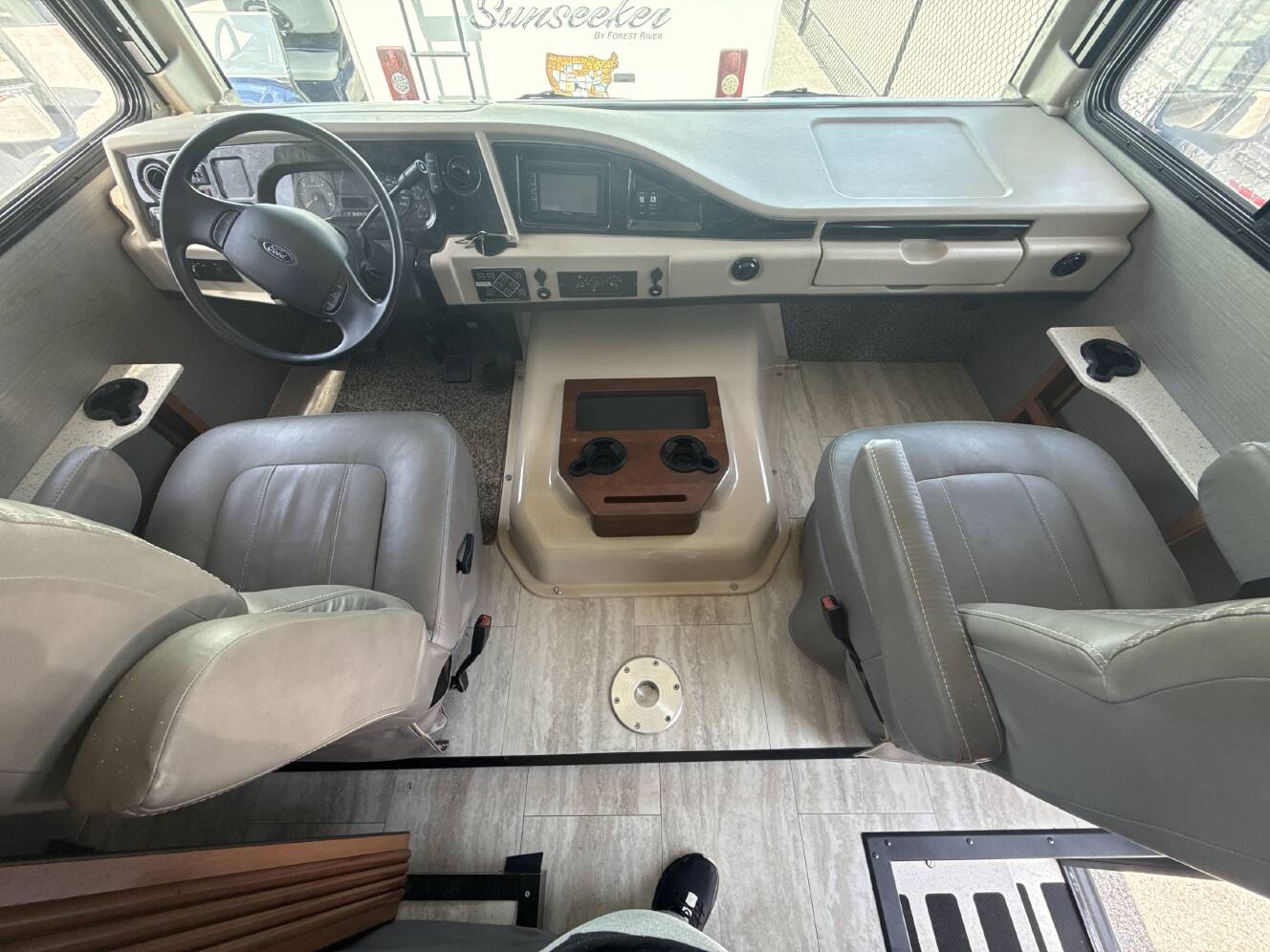 A photo of this 2018 Fleetwood STORM 32A