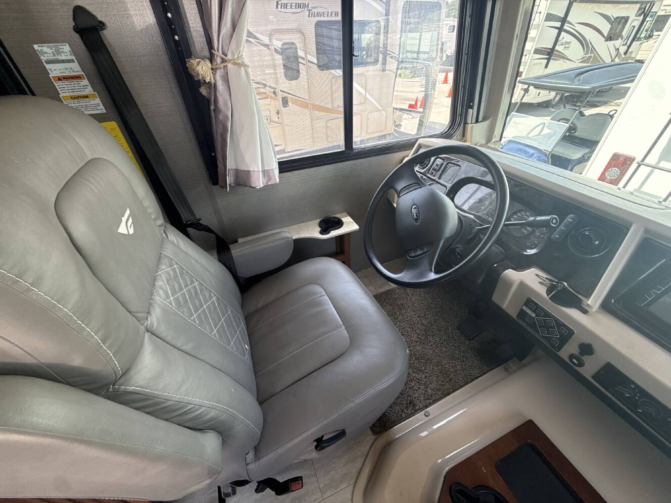 A photo of this 2018 Fleetwood STORM 32A