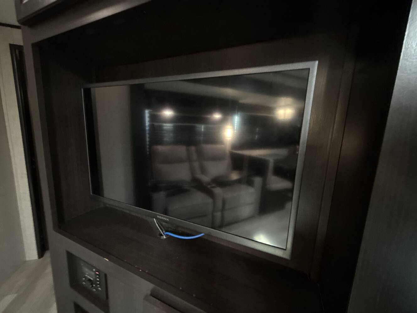 A photo of this 2022 Jayco JAY FLIGHT 33RBTS