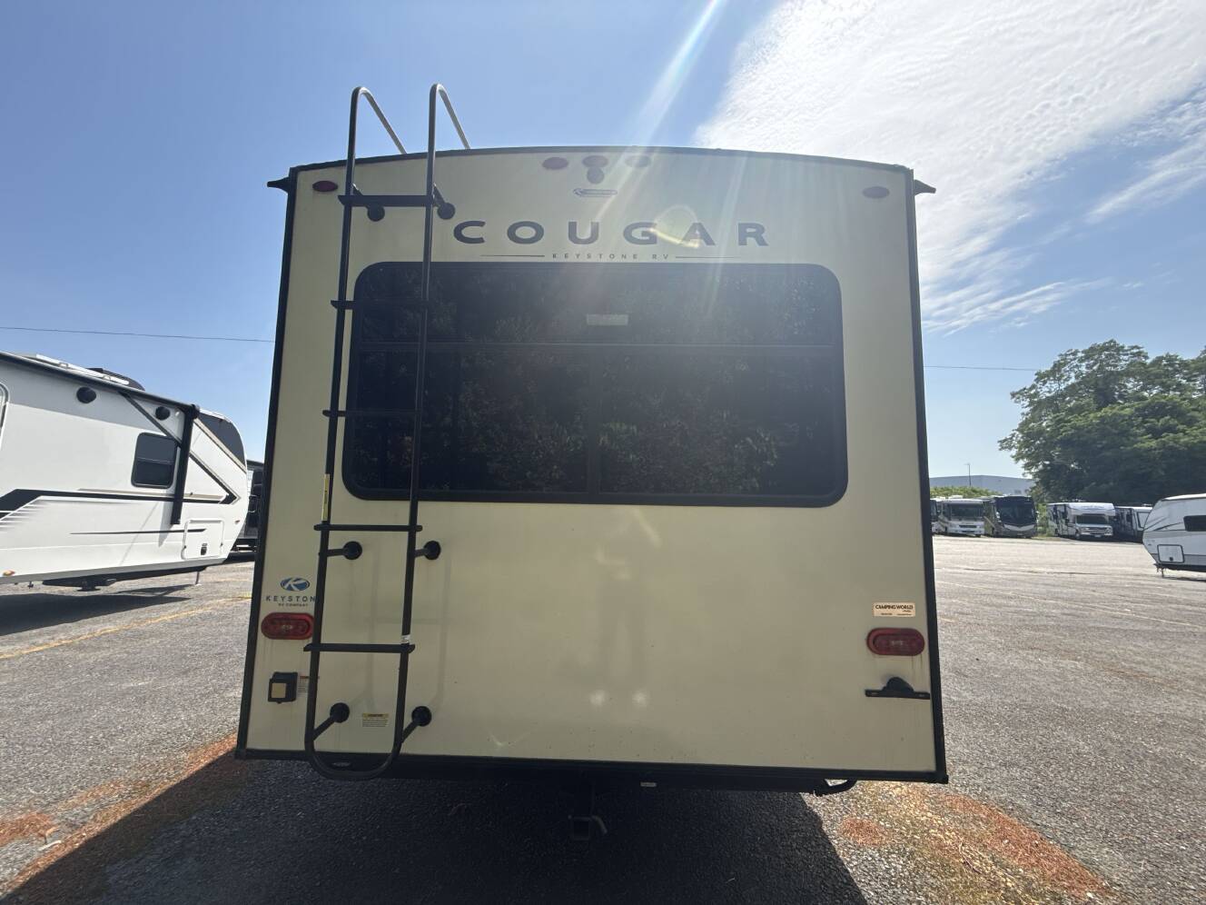 A photo of this 2023 Keystone COUGAR 29RLI