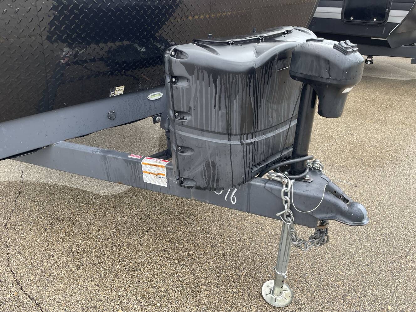 A photo of this 2022 Crossroads ZINGER 280BH