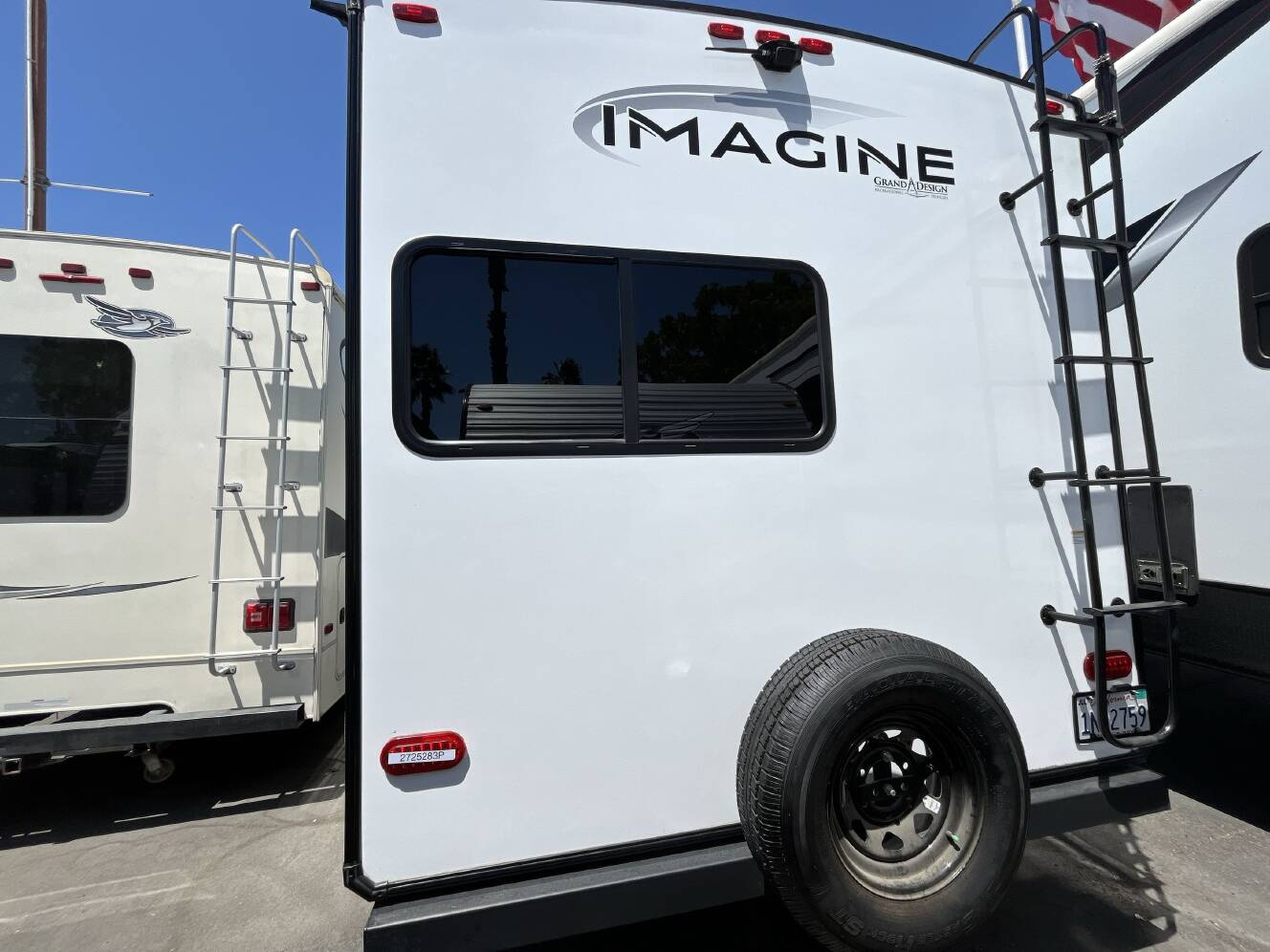 A photo of this 2023 Grand Design IMAGINE 2670MK