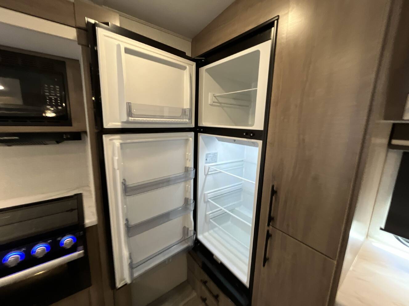 A photo of this 2023 Grand Design IMAGINE 2670MK