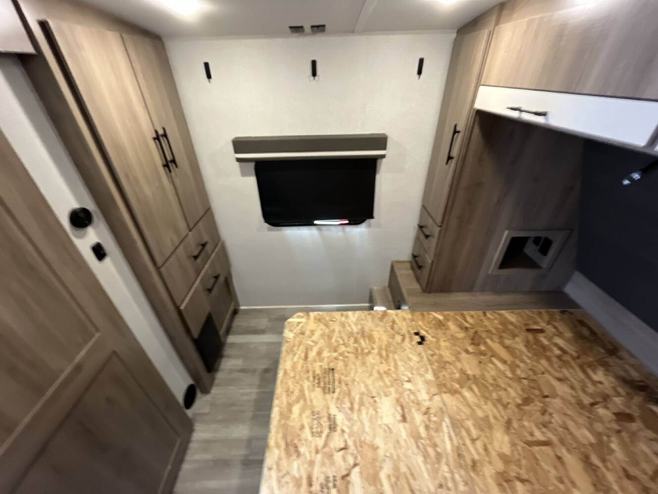 A photo of this 2023 Grand Design IMAGINE 2670MK