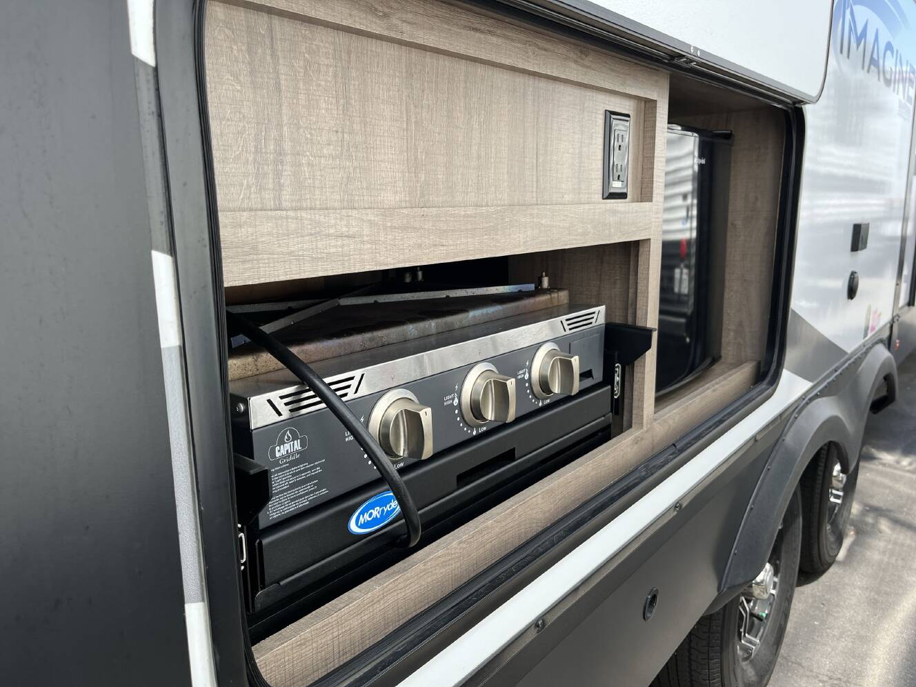 A photo of this 2023 Grand Design IMAGINE 2670MK