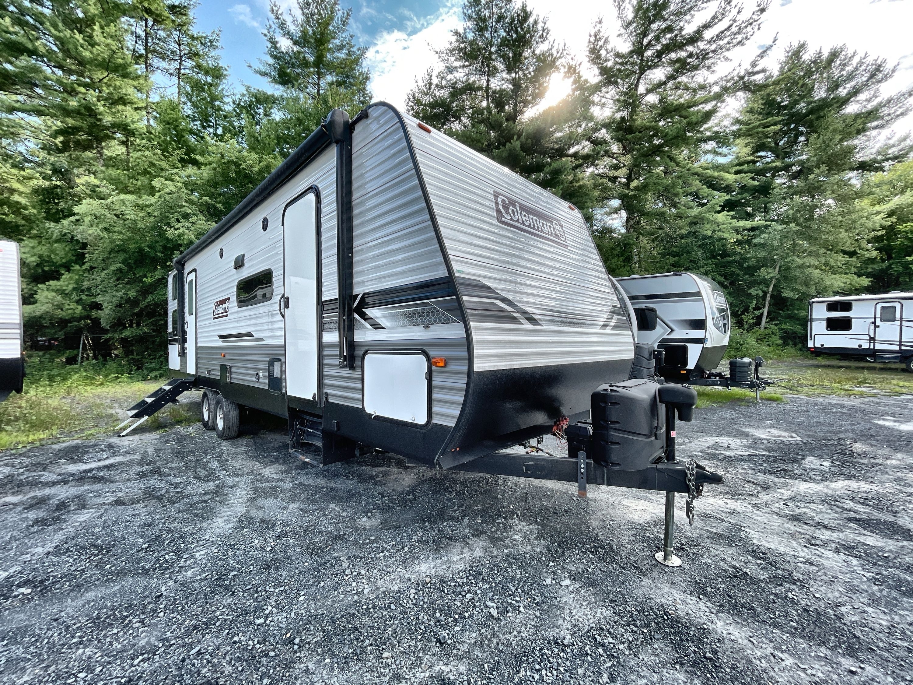 2022 Coleman COLEMAN LANTERN 285BH in berkley MA