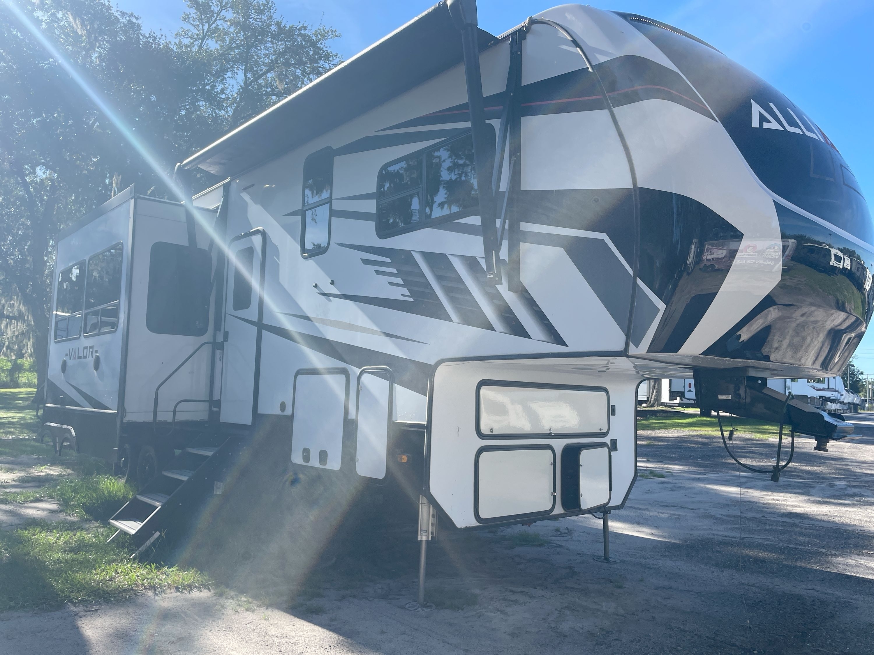 2021 Alliance VALOR 36V11 in dover FL