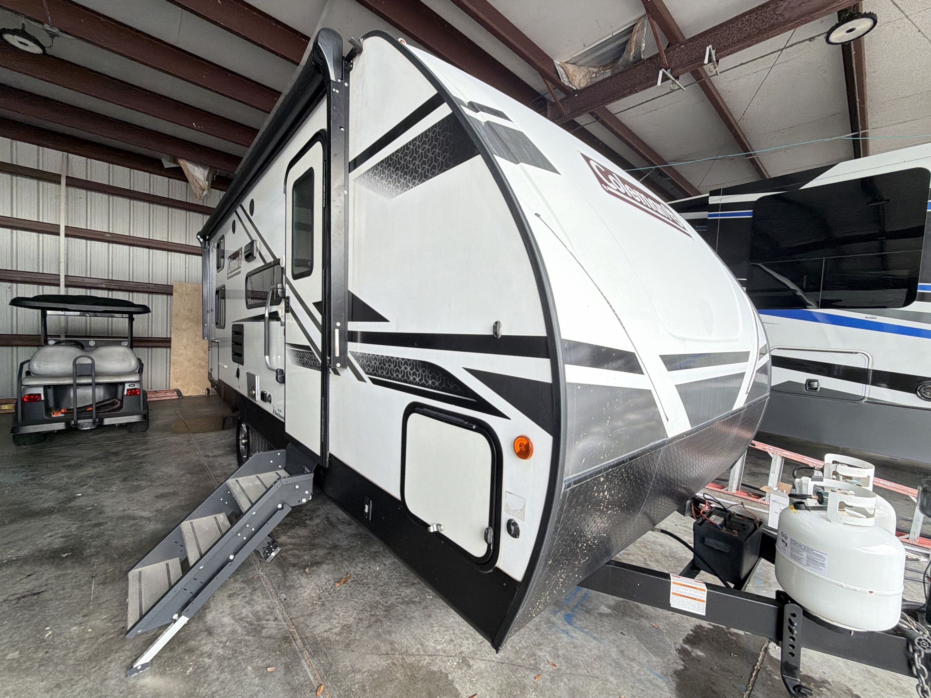 2022 Coleman COLEMAN LIGHT 1905BH in bartow FL