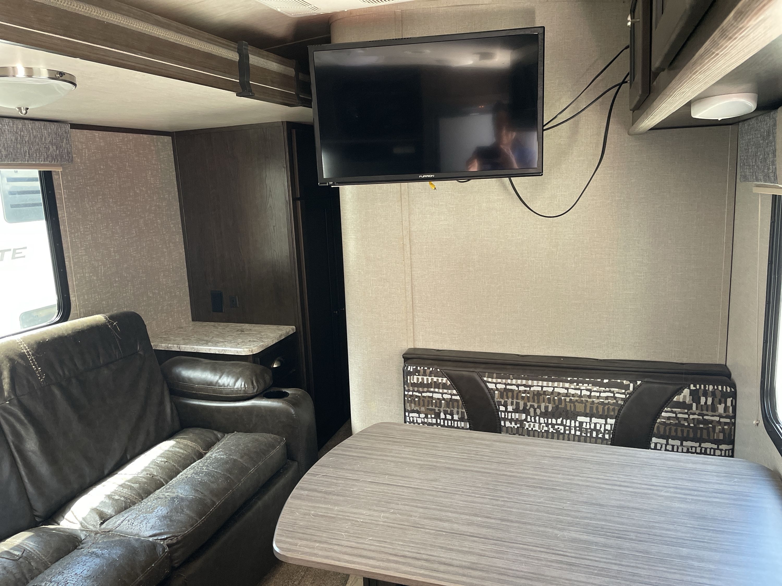 2018 Cruiser Rv SHADOW CRUISER 251RKS in buford GA