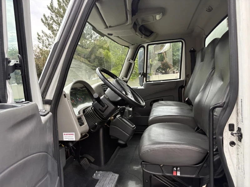 2019 INTERNATIONAL DURASTAR 4300