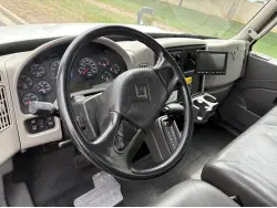 2019 INTERNATIONAL DURASTAR 4300