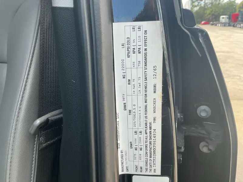 2023 INTERNATIONAL CV515