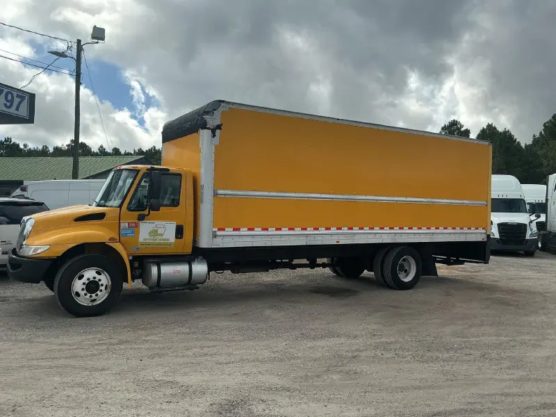 2016 INTERNATIONAL 4300