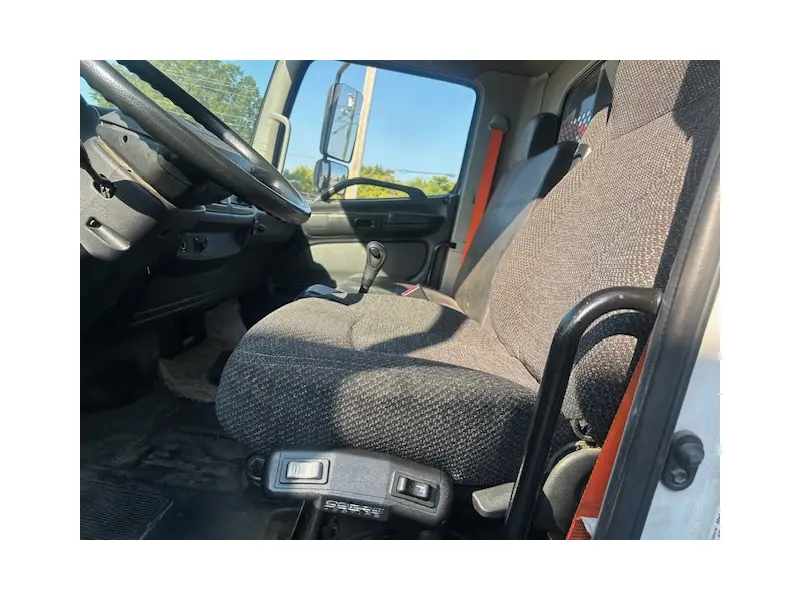 2018 HINO 338