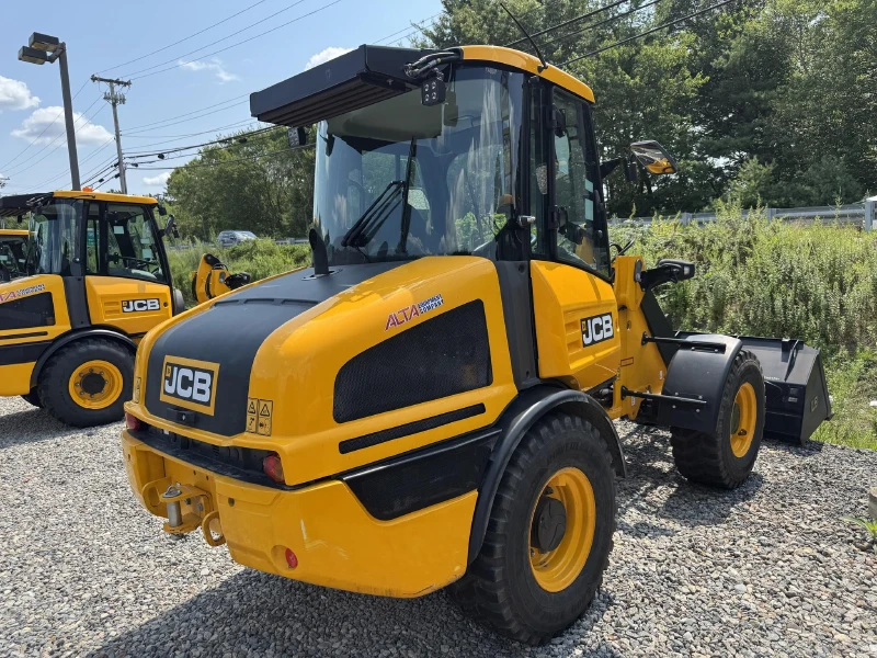 2024 JCB 407