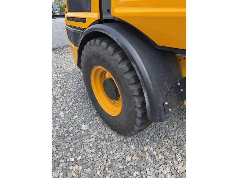 2024 JCB 407