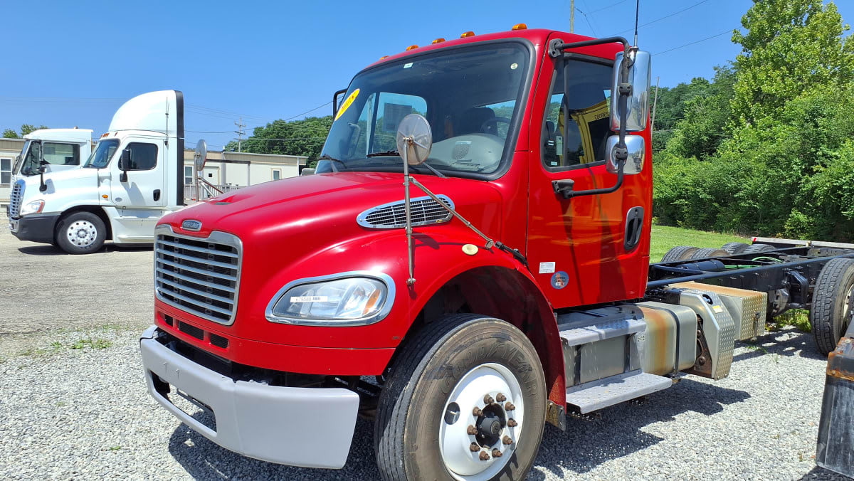 2018 FREIGHTLINER BUSINESS CLASS M2 106 in Cincinnati, OH