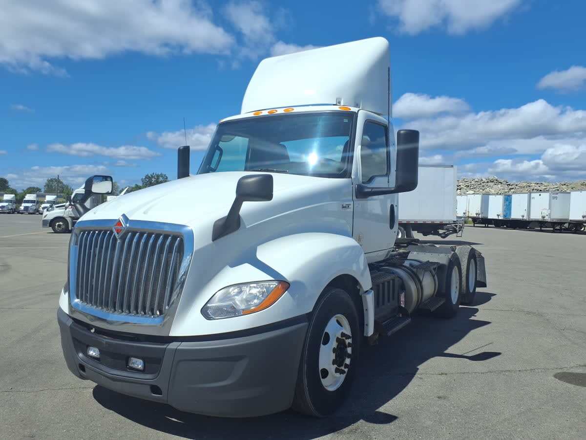 2019 INTERNATIONAL LT625 DAYCAB T/A in Taylor, MI