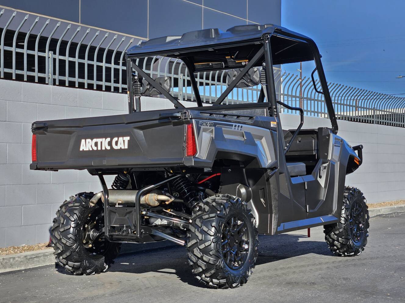 A photo of this 2025 Arctic Cat Prowler XT