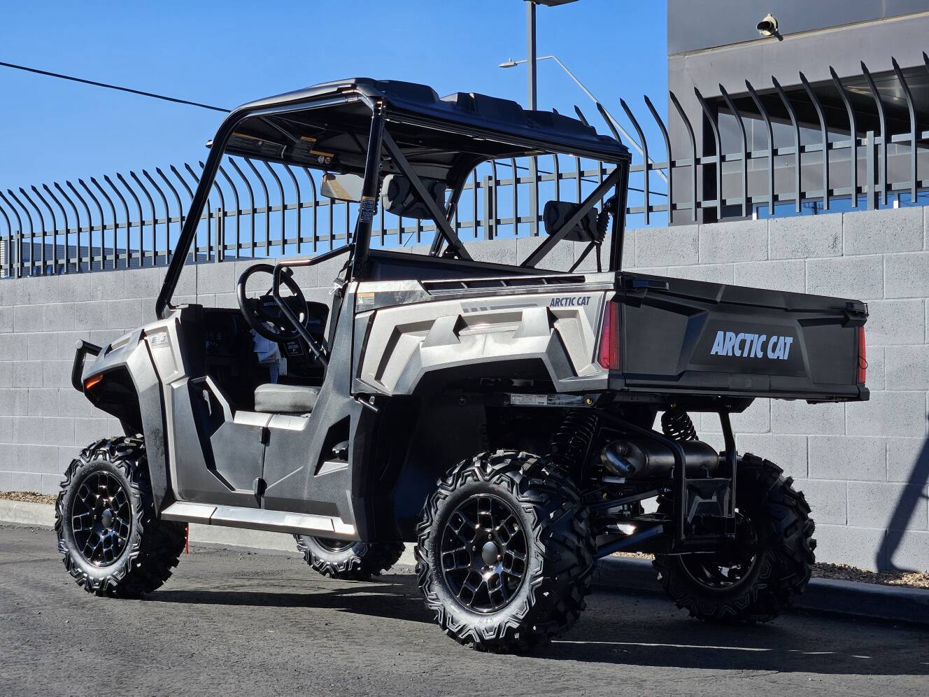 A photo of this 2025 Arctic Cat Prowler XT