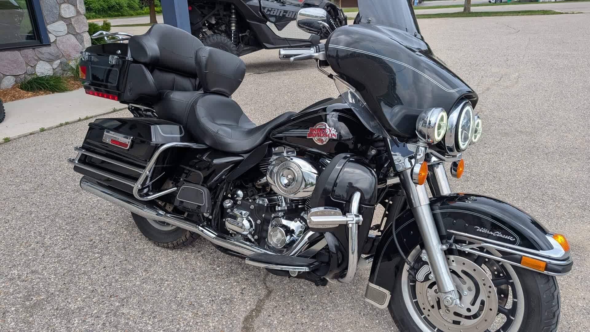 2007 Harley-Davidson FLHTCU Ultra Classic Electra Glide ULTRA CLASSIC FLHTCU in Petoskey, MI