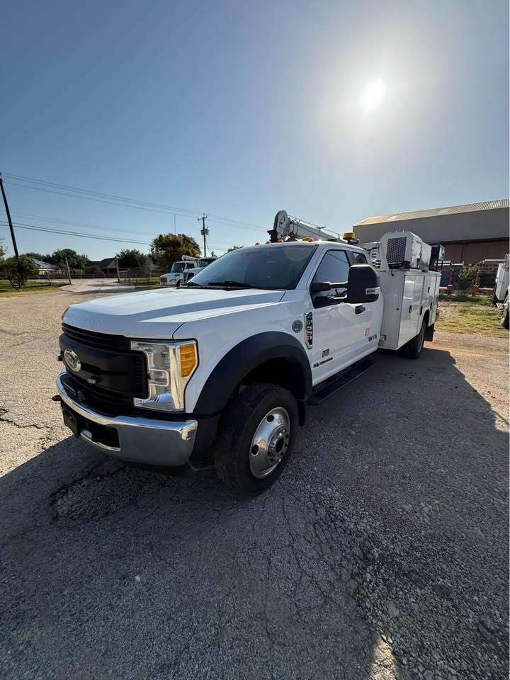 2017 FORD F550 in San Antonio, TX