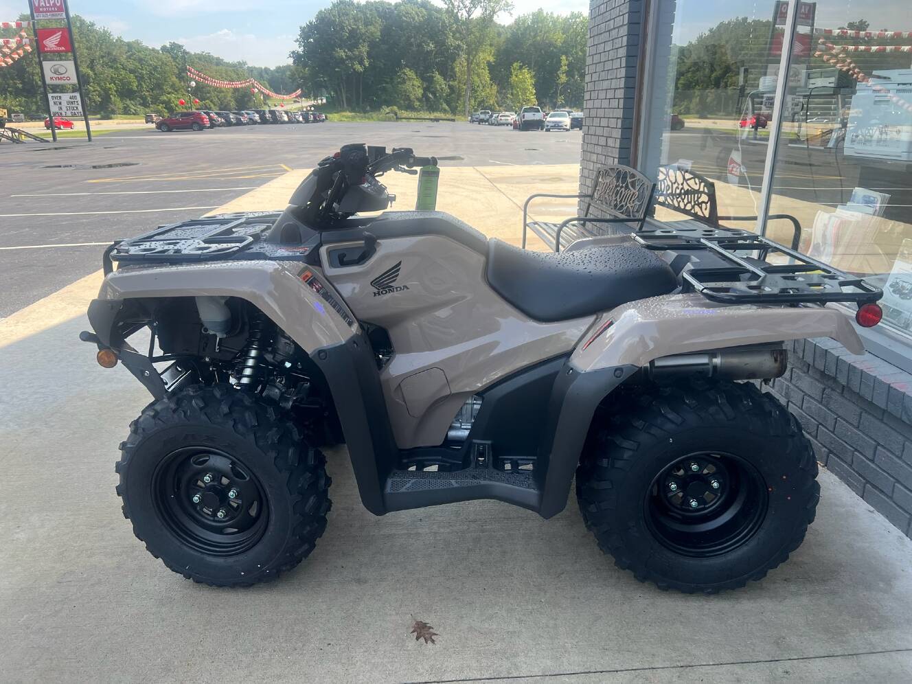 A photo of this 2027 Honda FourTrax Rancher 4x4 Automatic DCT EPS
