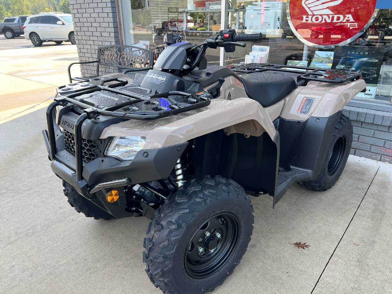 A photo of this 2027 Honda FourTrax Rancher 4x4 Automatic DCT EPS