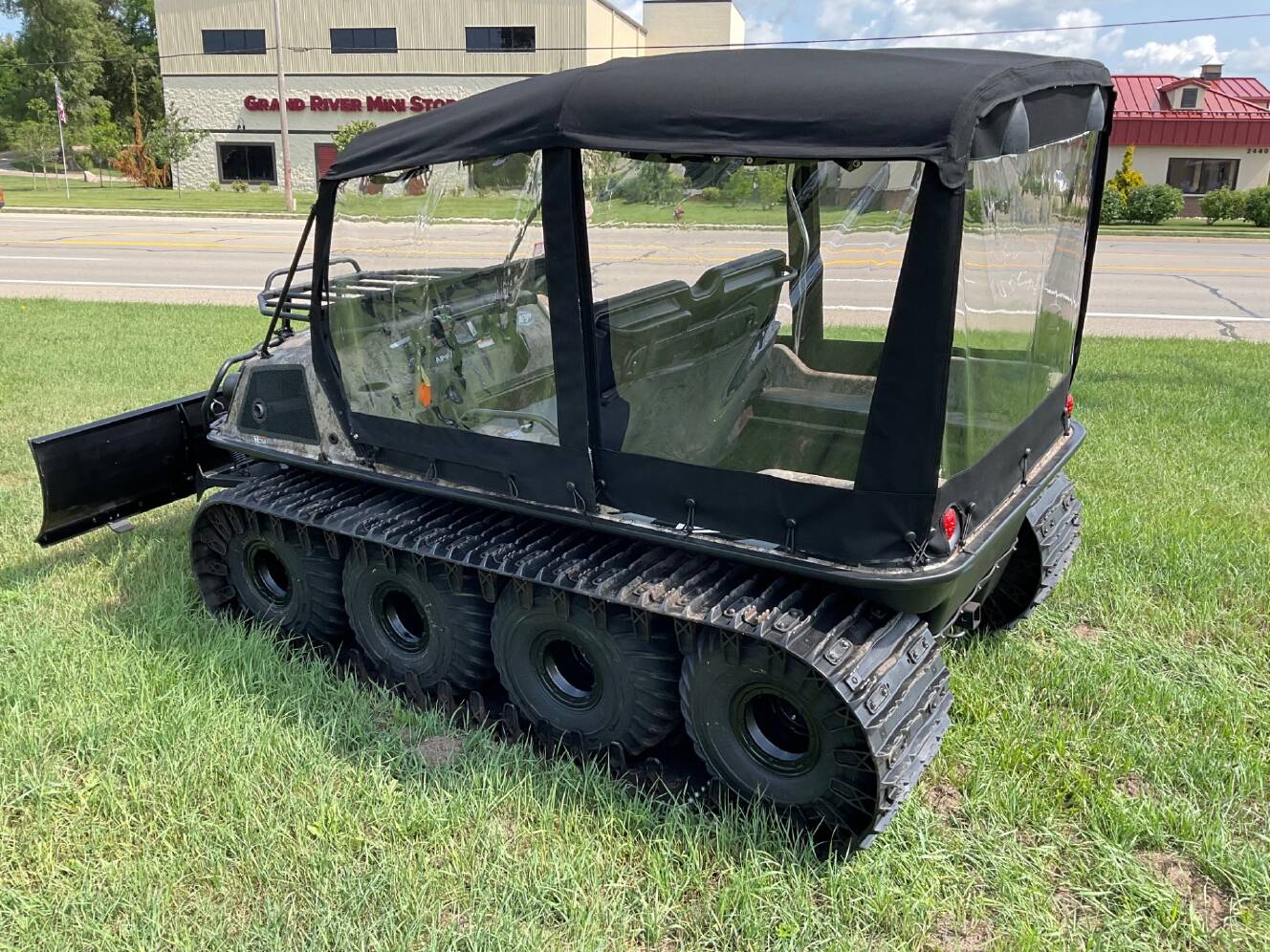 A photo of this 2022 Argo Aurora 800 SX HuntMaster
