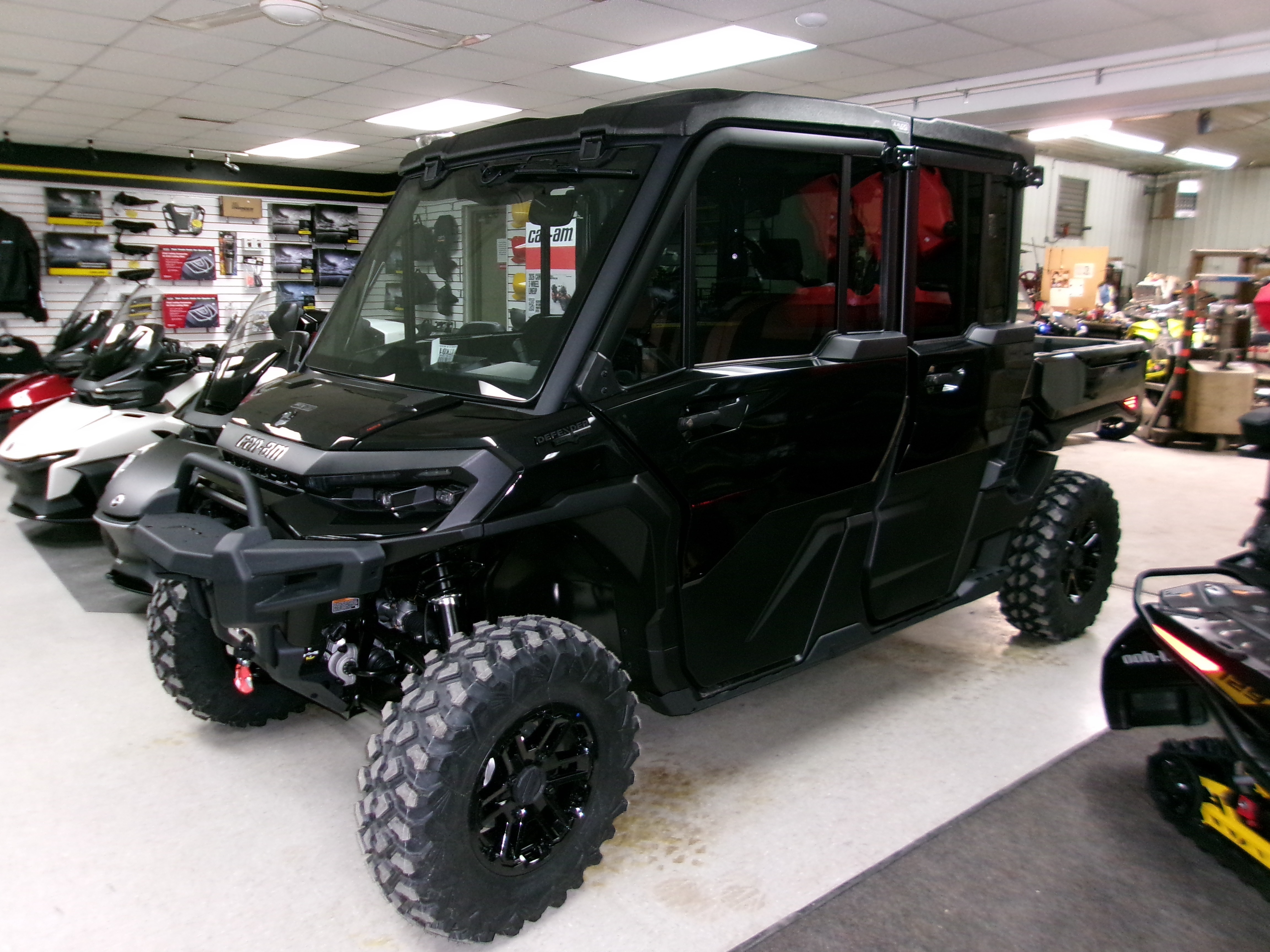 2026 Can-Am Defender MAX Lone Star CAB HD11 in zulu IN