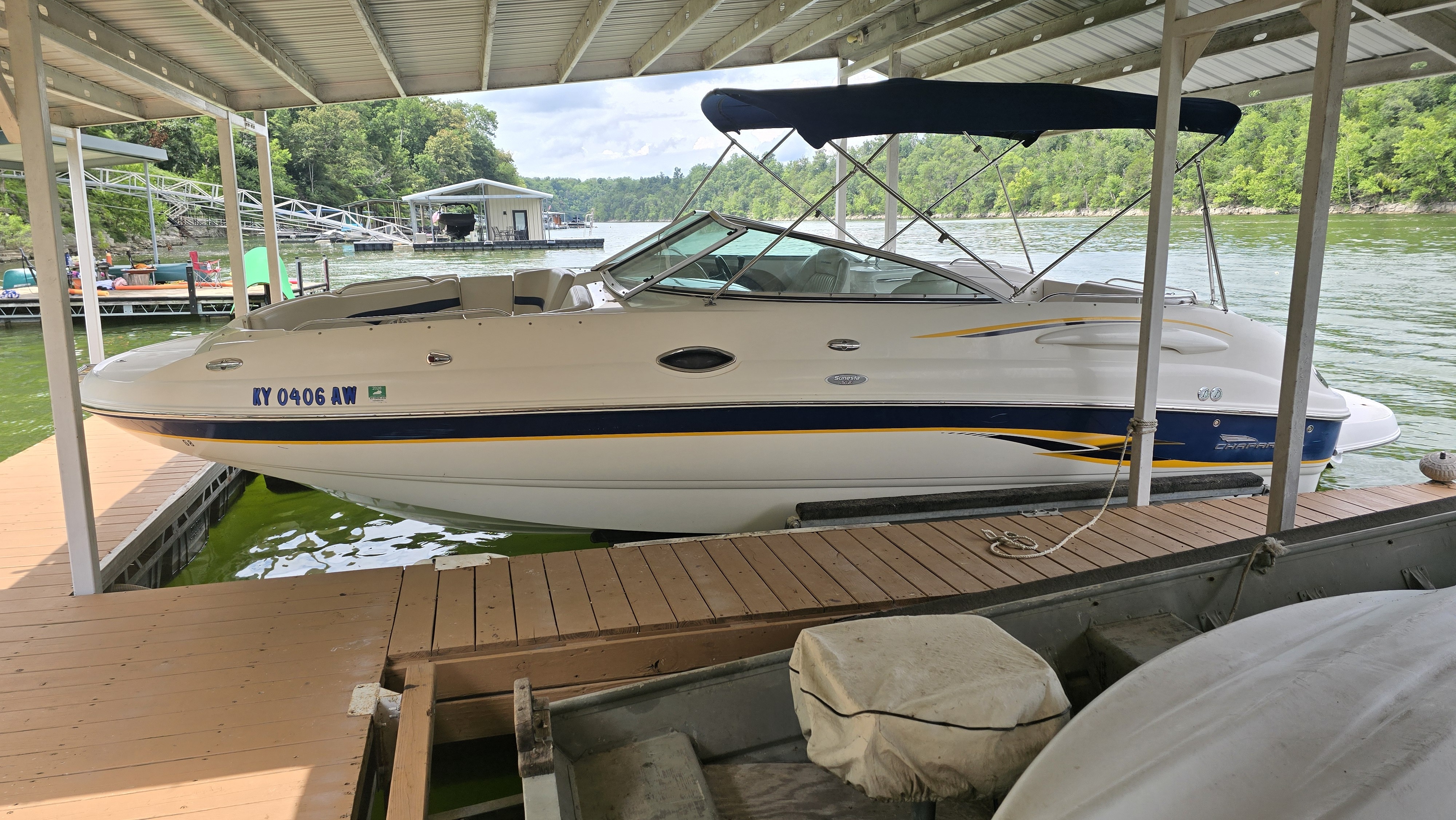 2003 Chaparral 243 SUNESTA in harrodsburg KY
