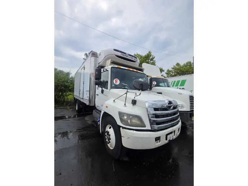 2015 HINO 258/268