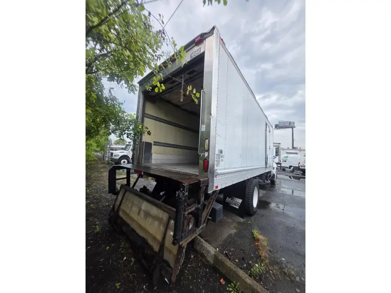 2015 HINO 258/268
