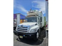 2017 HINO HINO 338