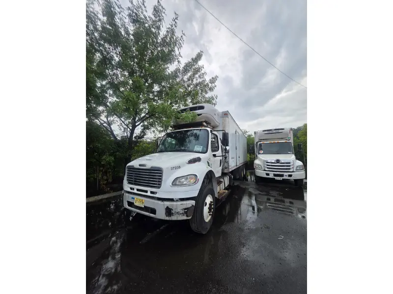 2017 FREIGHTLINER BUSINESS CLASS M2 106