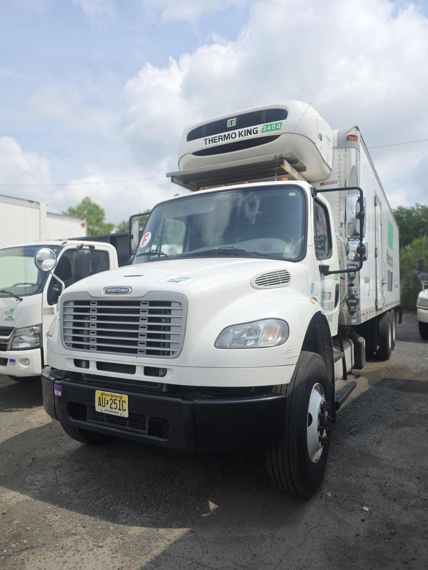 2018 FREIGHTLINER BUSINESS CLASS M2 106 in Lakewood, NJ