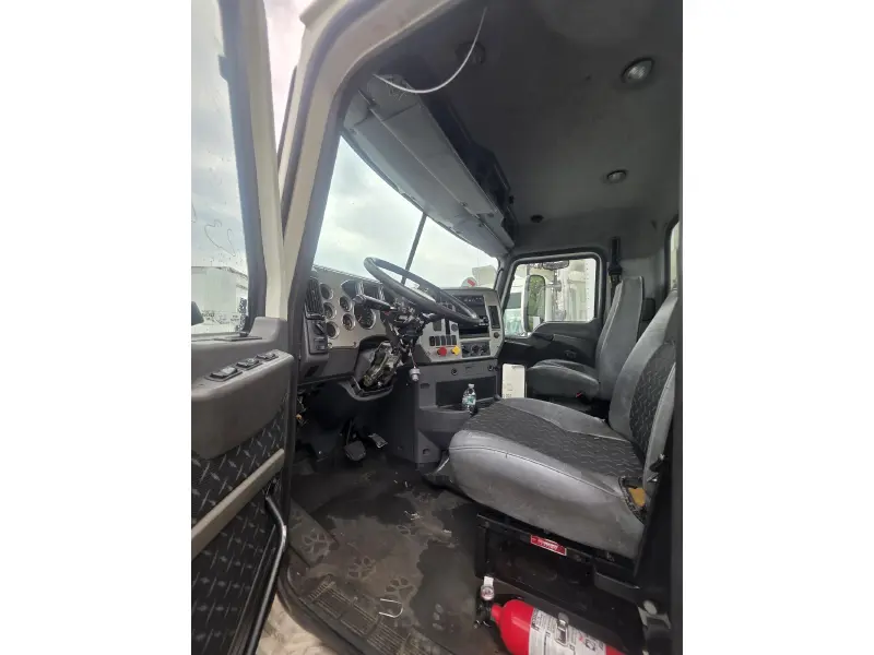 2018 MACK 600