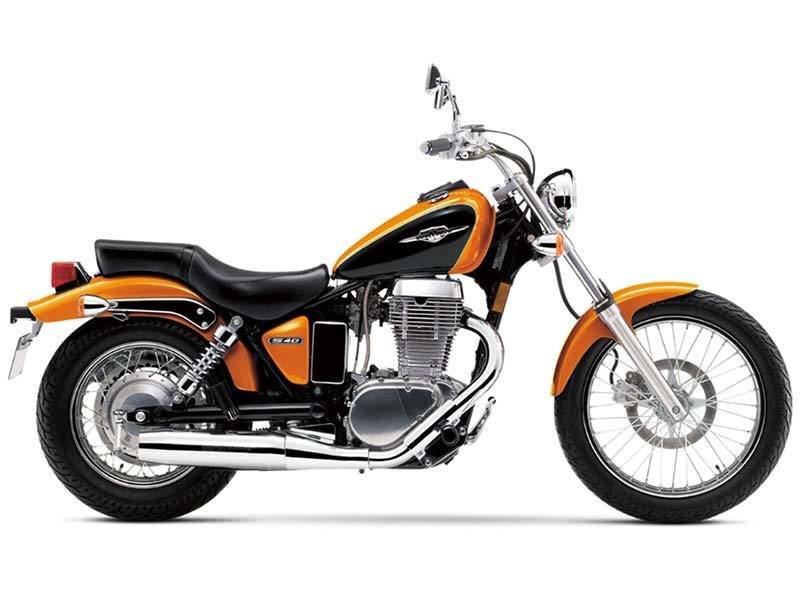 2014 Suzuki Boulevard S40 S40 in Oakdale, NY