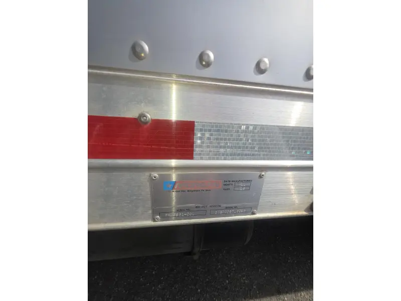 2019 HINO 195
