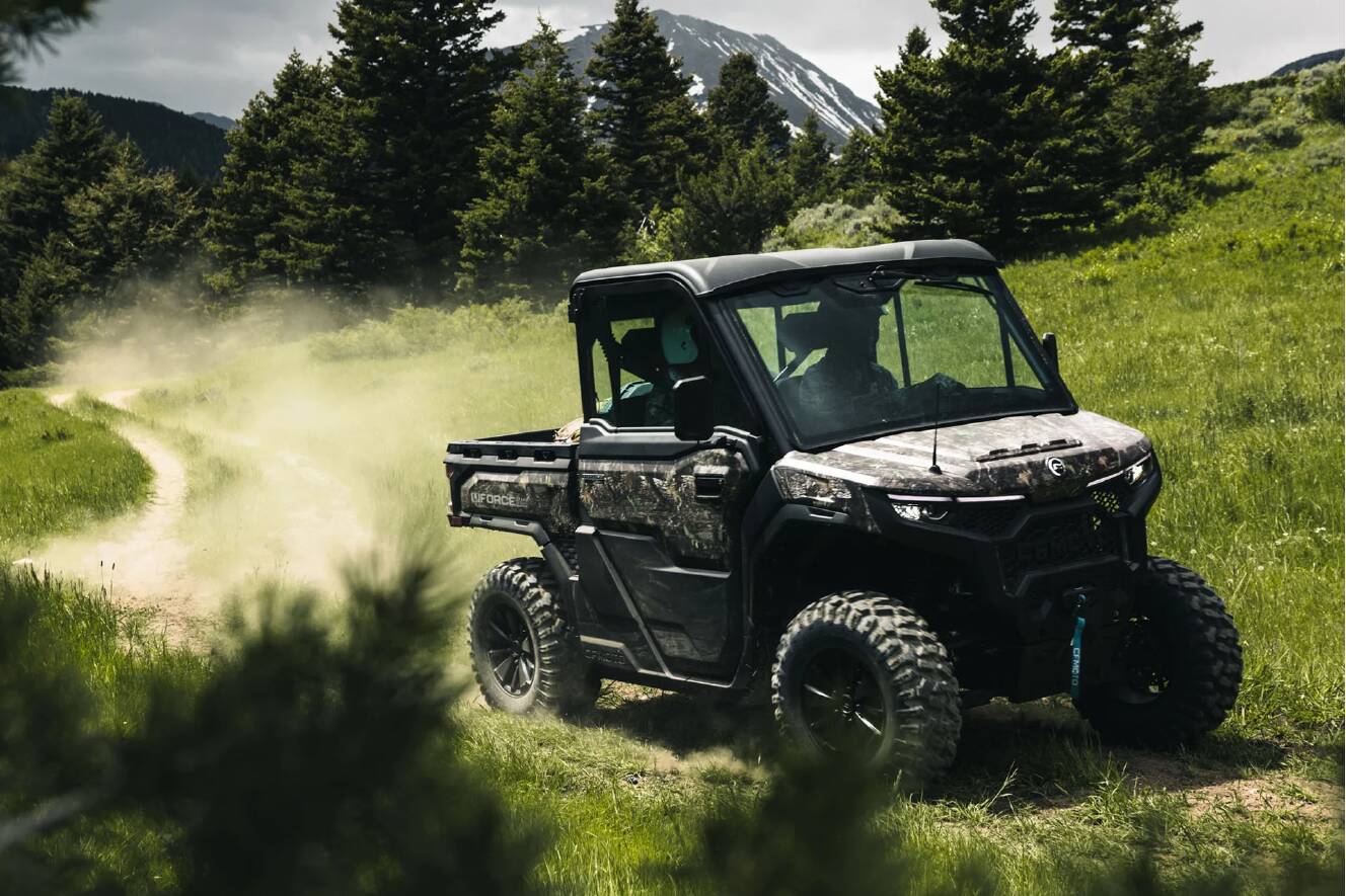 A photo of this 2027 CFMOTO UFORCE U10 Pro Highland EPS
