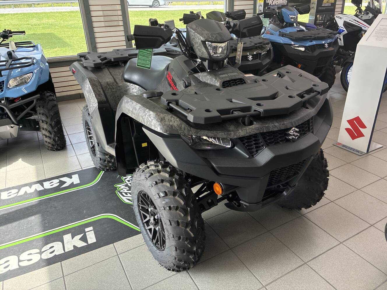 A photo of this 2026 Suzuki KINGQUAD 750AXI BASE