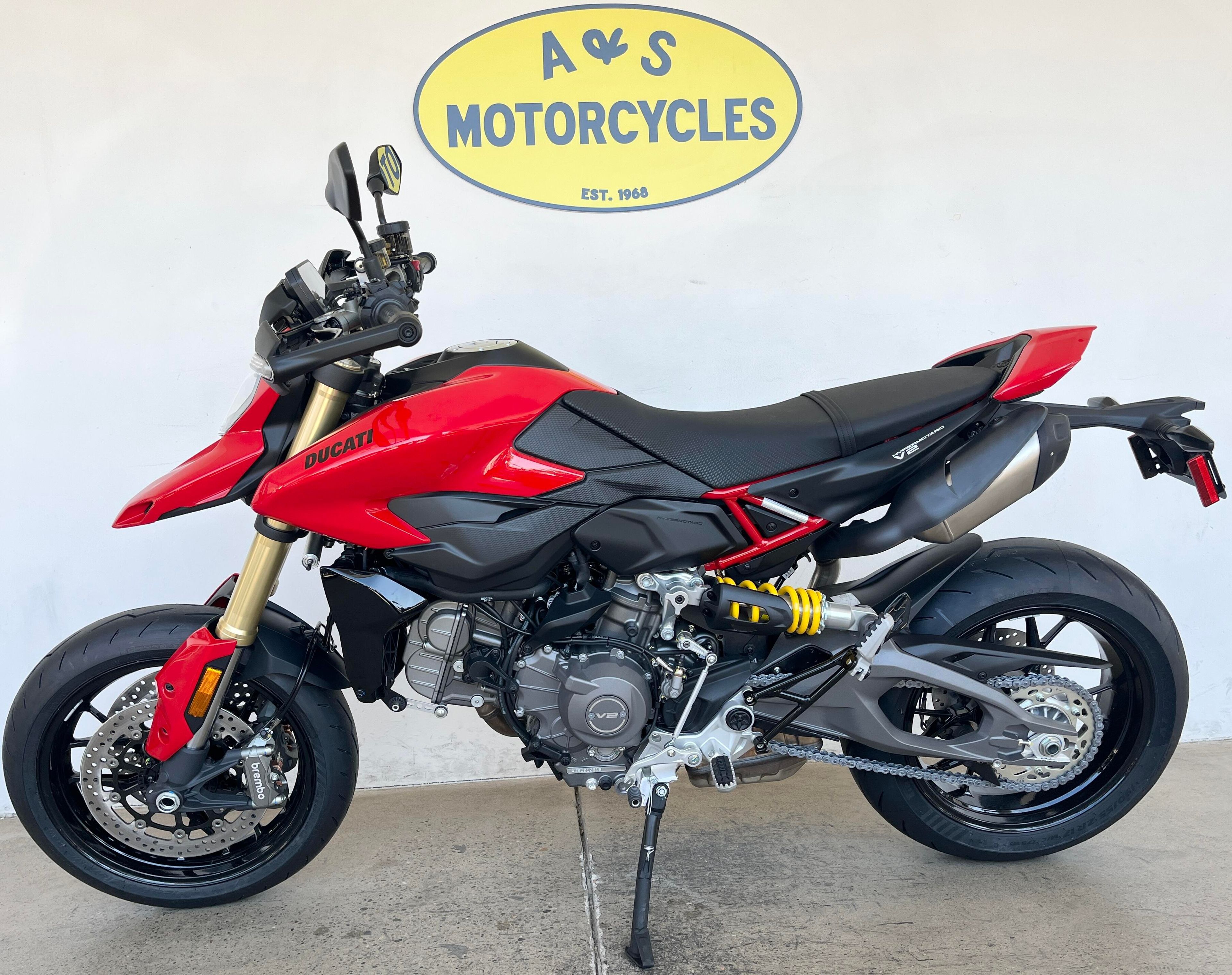 2027 Ducati HYPERMOTARD V2 V2 in Roseville, CA