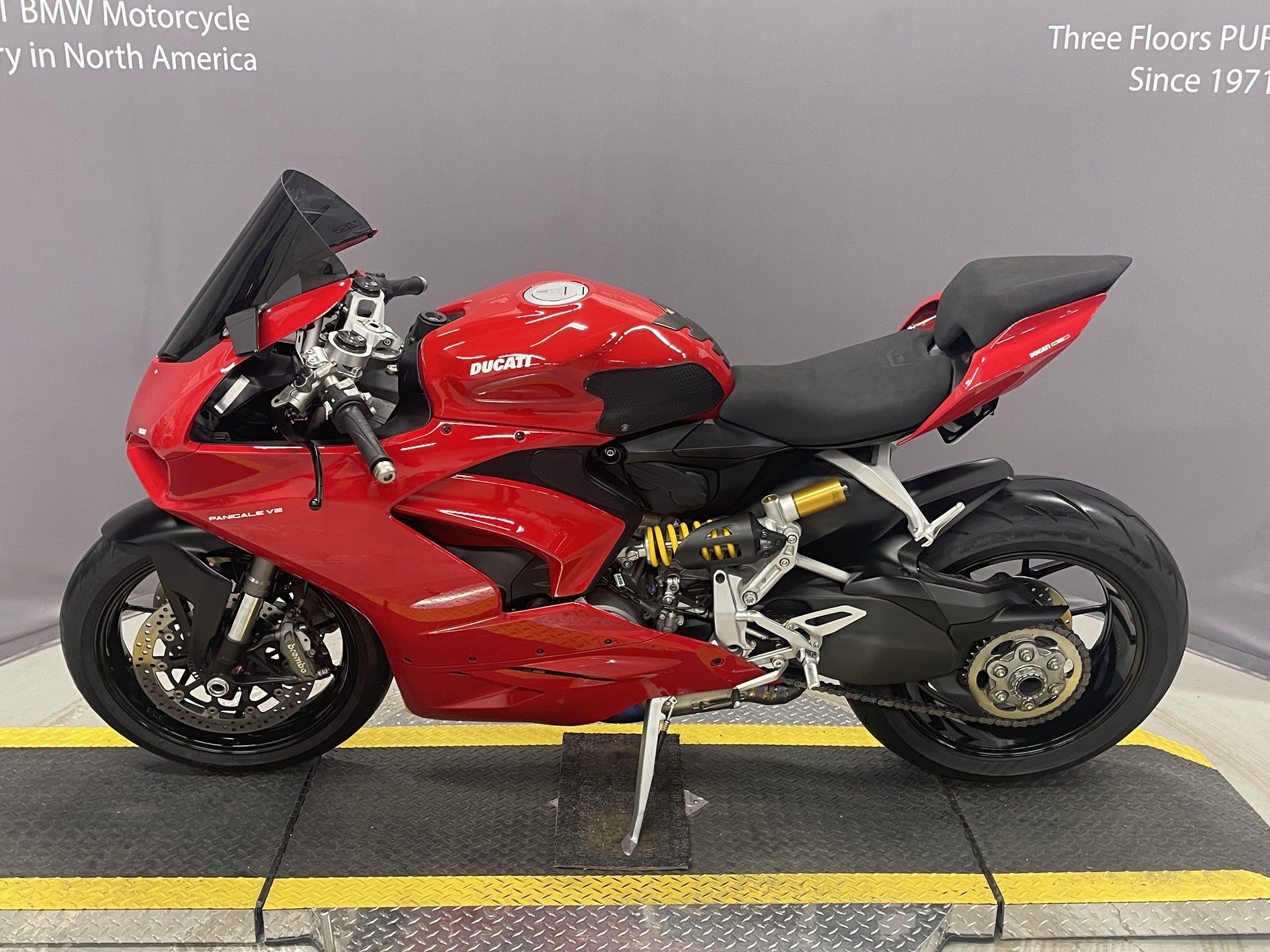 2025 Ducati PANIGALE V2 in barrington IL