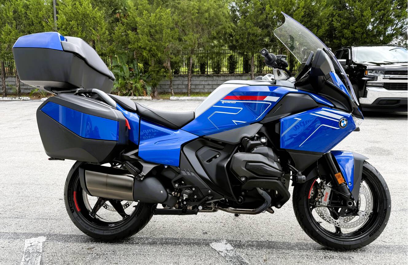 A photo of this 2026 BMW R 1300 RT