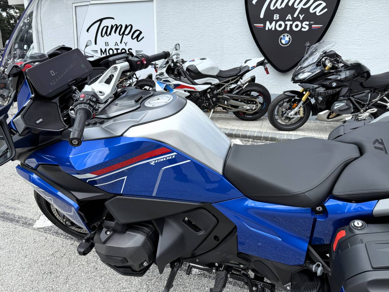 A photo of this 2026 BMW R 1300 RT