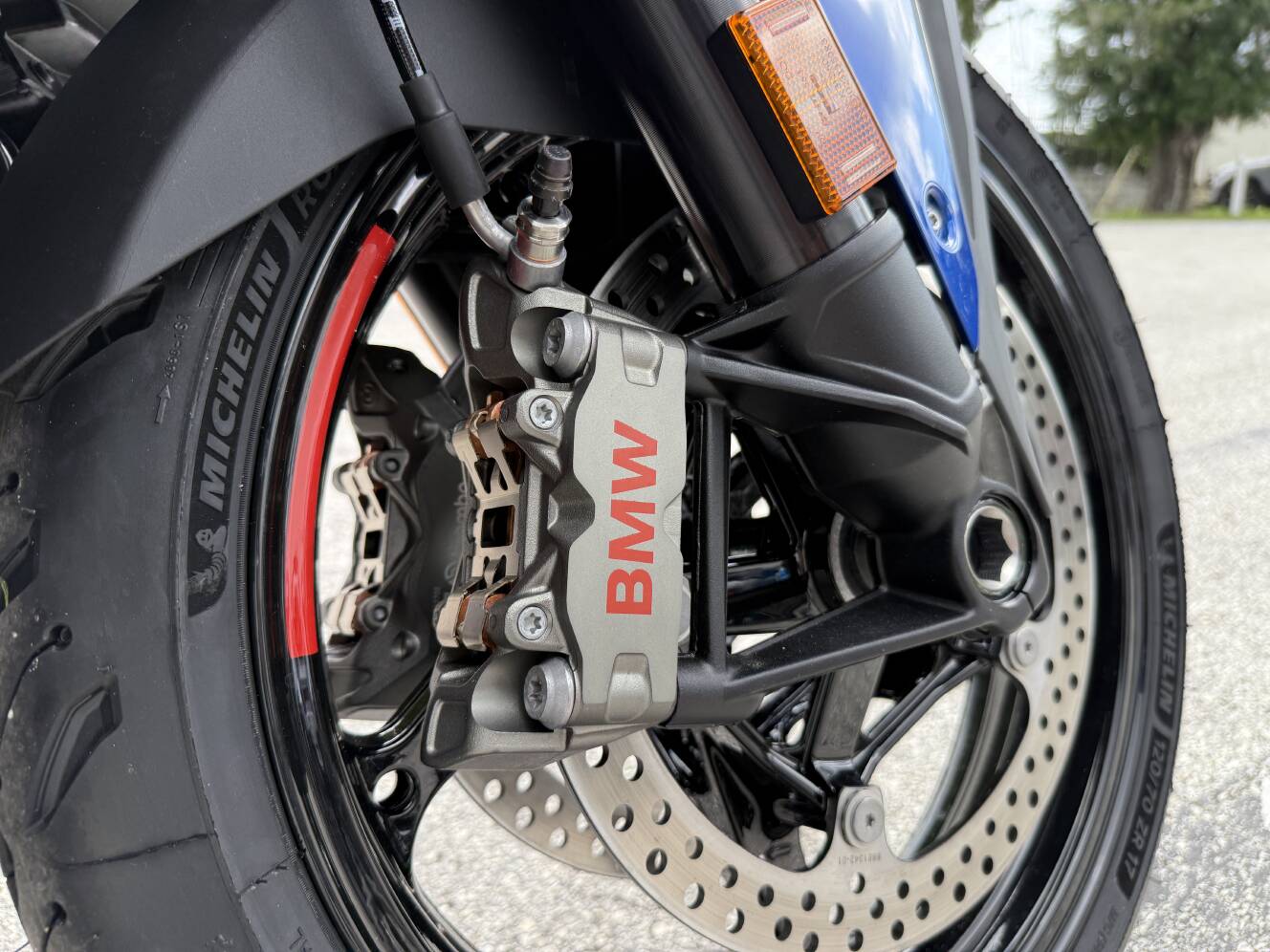 A photo of this 2026 BMW R 1300 RT