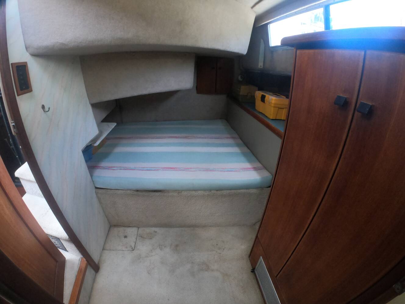 A photo of this 1989 Bayliner 3888 MOTORYACHT